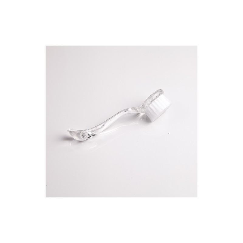 RONDE MANICURE BORSTEL.JPG