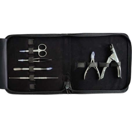 MAZ PRO ETUI MANICURE GEVULD.JPG